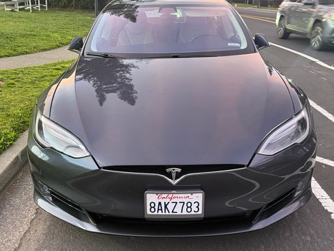 Used 2017 Tesla Model S 75D image 2