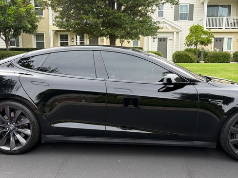 Used 2013 Tesla Model S Performance image 6