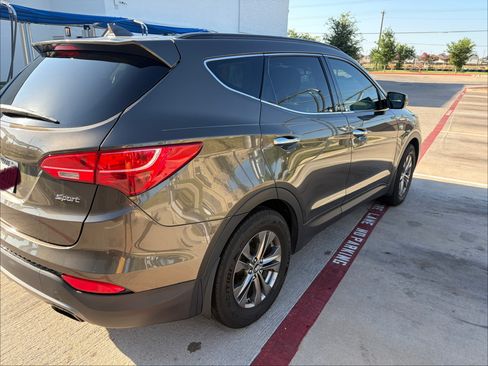 Used 2014 Hyundai Santa Fe Sport w/ Popular Equipment Package 02 FWD image 4