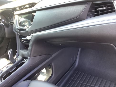 Used 2022 Cadillac XT5 Luxury image 13