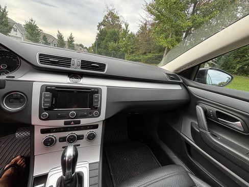 Used 2013 Volkswagen CC Sport Plus image 5