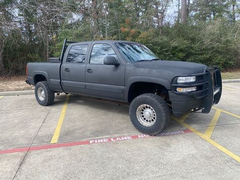 Used 2002 Chevrolet Silverado 2500 LS w/ Electrical Convenience Pkg image 2