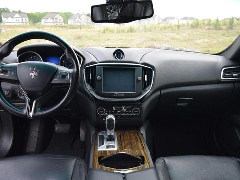 Used 2014 Maserati Ghibli RWD image 15
