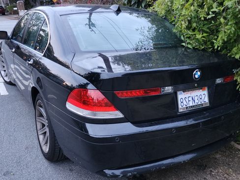 Used 2005 BMW 745i image 4