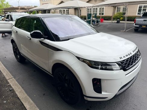Used 2020 Land Rover Range Rover Evoque S AWD/4WD image 4