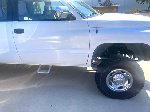 Used 1996 Dodge Ram 2500 Truck 4x4 Club Cab image 10