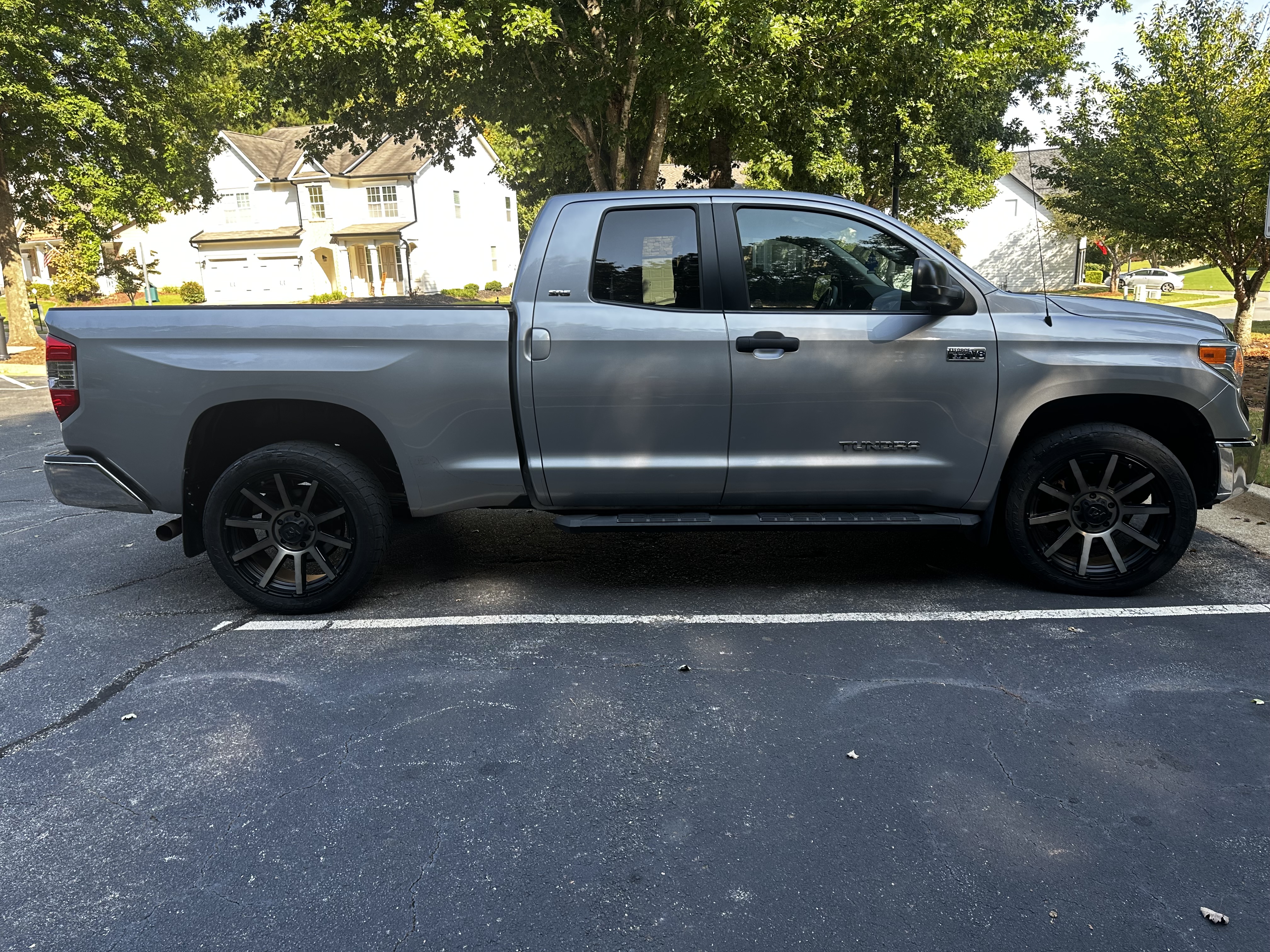 Used 2014 Toyota Tundra SR5 w/ TRD Off Road Package RWD image 5