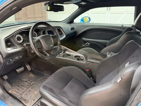 Used 2019 Dodge Challenger R/T Scat Pack w/ T/A Package image 6