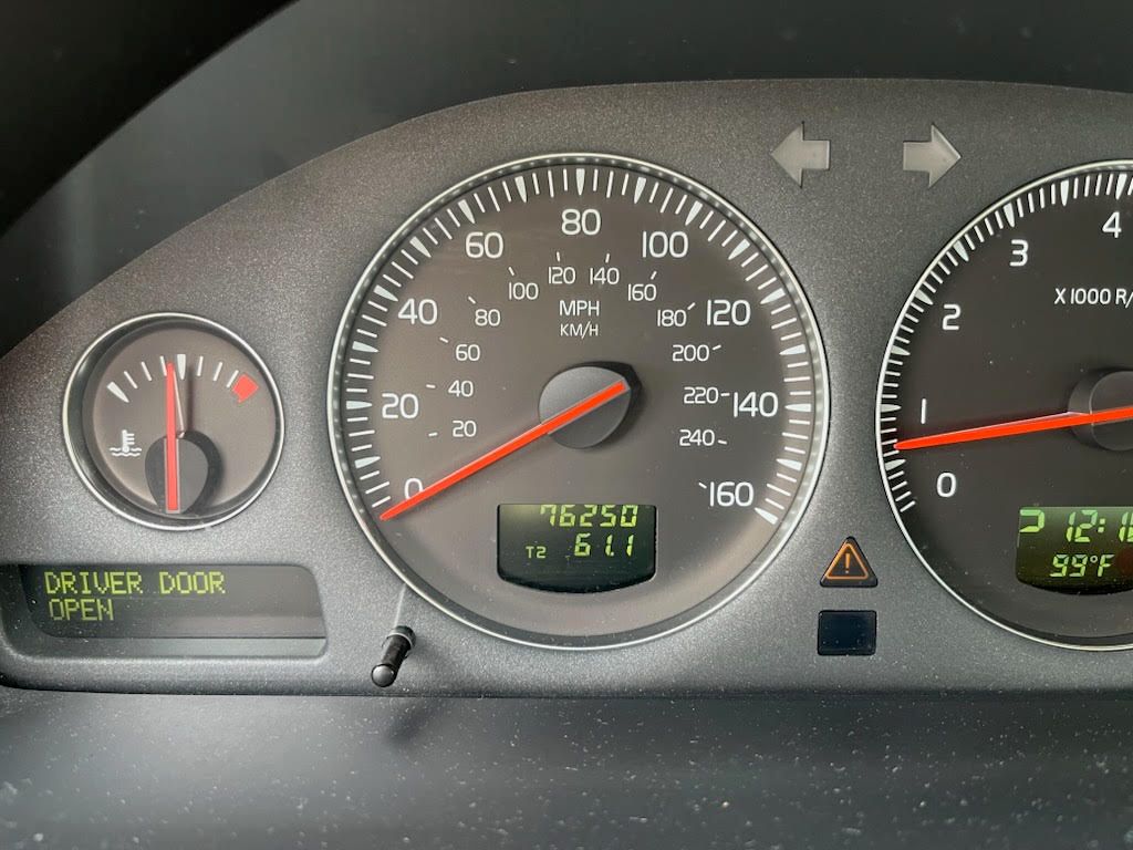 Used 2005 Volvo XC90 2.5T AWD/4WD image 15