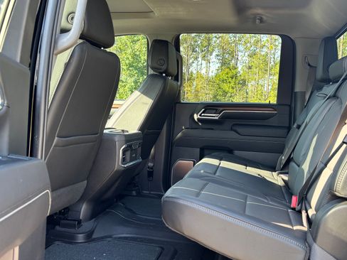 Used 2024 GMC Sierra 2500 Denali w/ Denali Reserve Package image 21