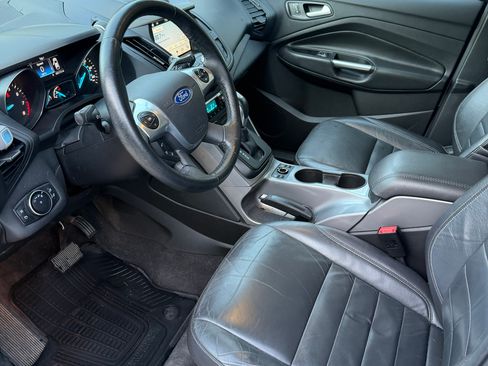 Used 2016 Ford Escape SE w/ SE Leather Comfort Package image 8