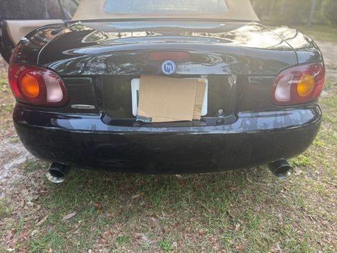 Used 1999 MAZDA MX-5 Miata RWD image 16