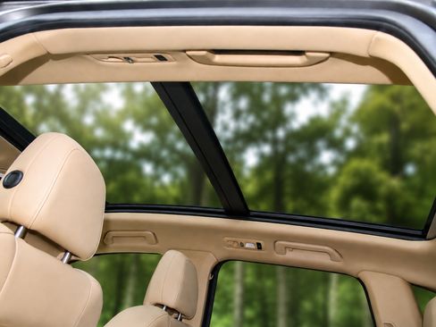 Used 2014 Porsche Cayenne S AWD/4WD image 23