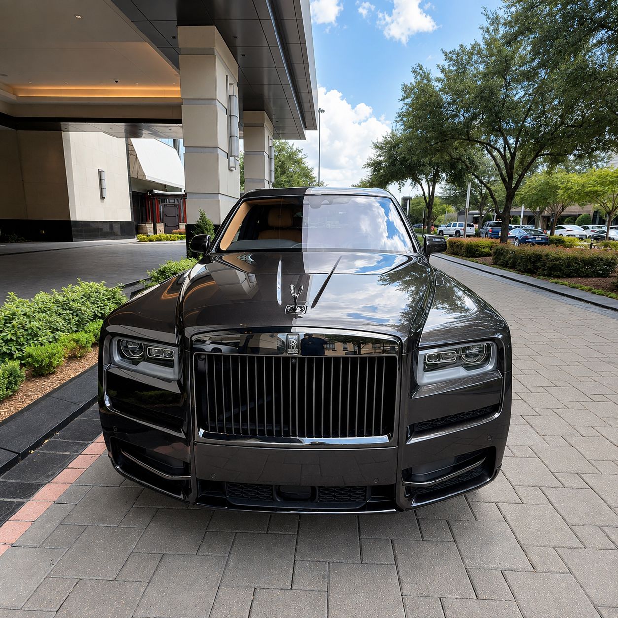 Used 2021 Rolls-Royce Cullinan Black Badge AWD/4WD image 4