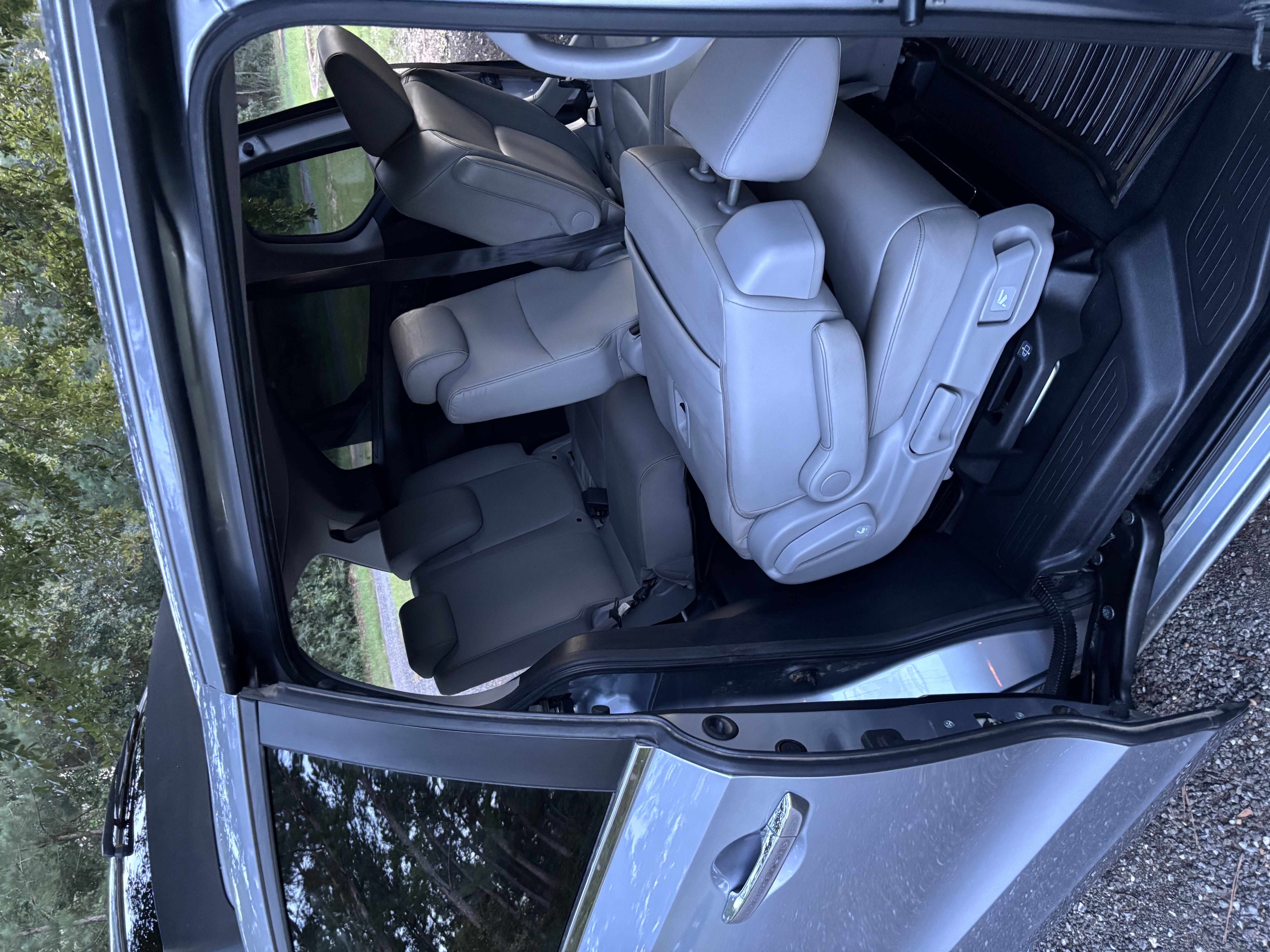 Used 2023 Honda Odyssey Touring image 12