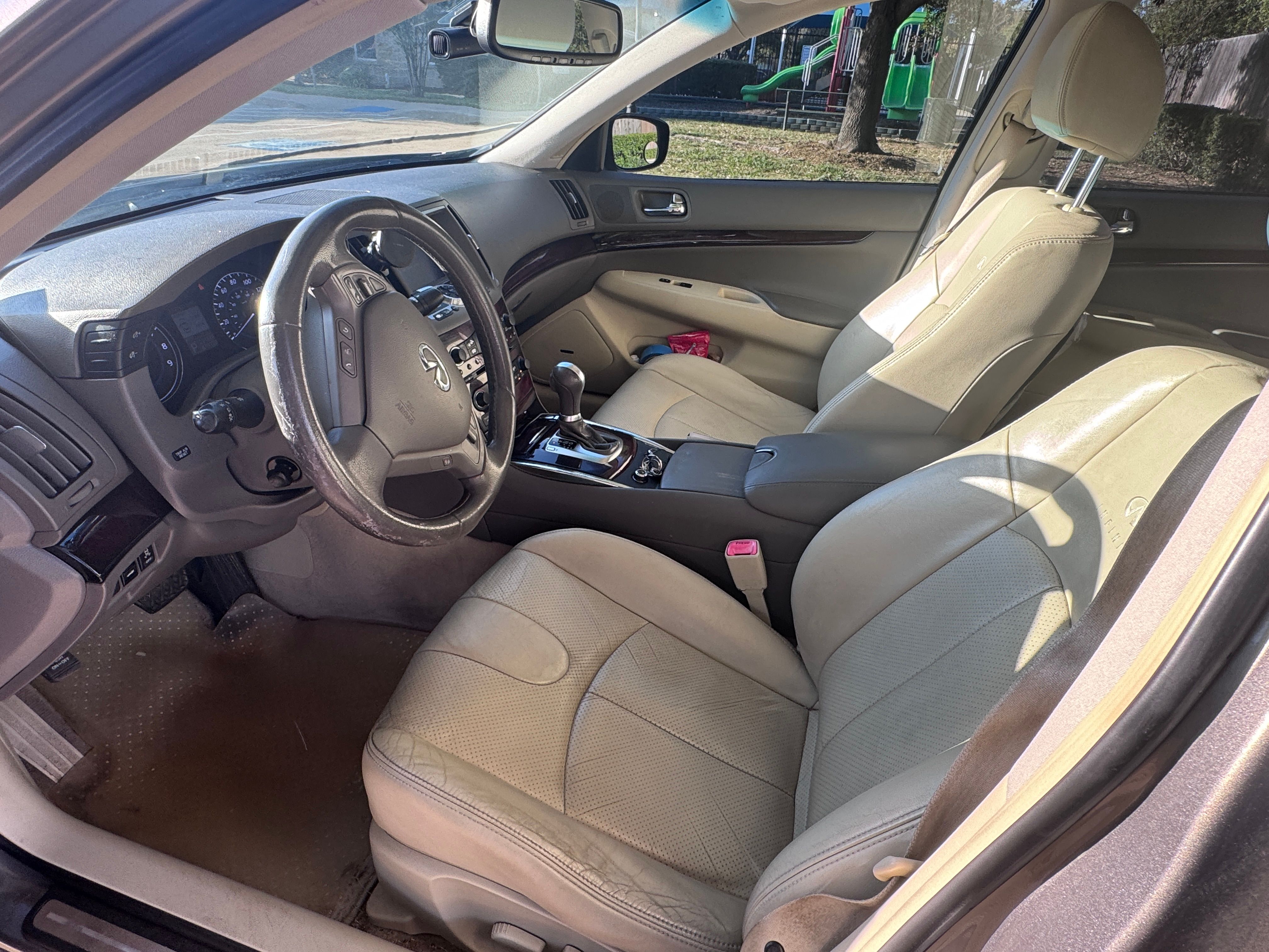 Used 2012 INFINITI G37 Journey w/ Premium Pkg RWD image 10