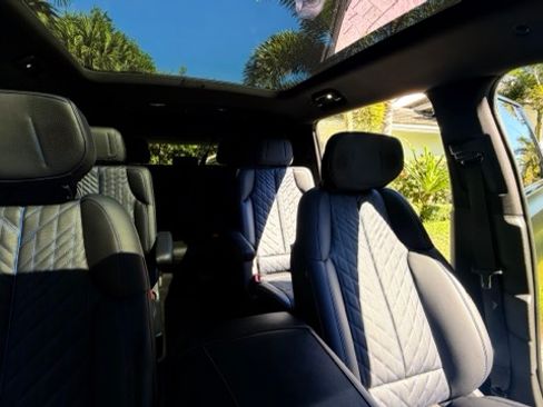 Used 2026 Cadillac Escalade IQL Luxury image 22