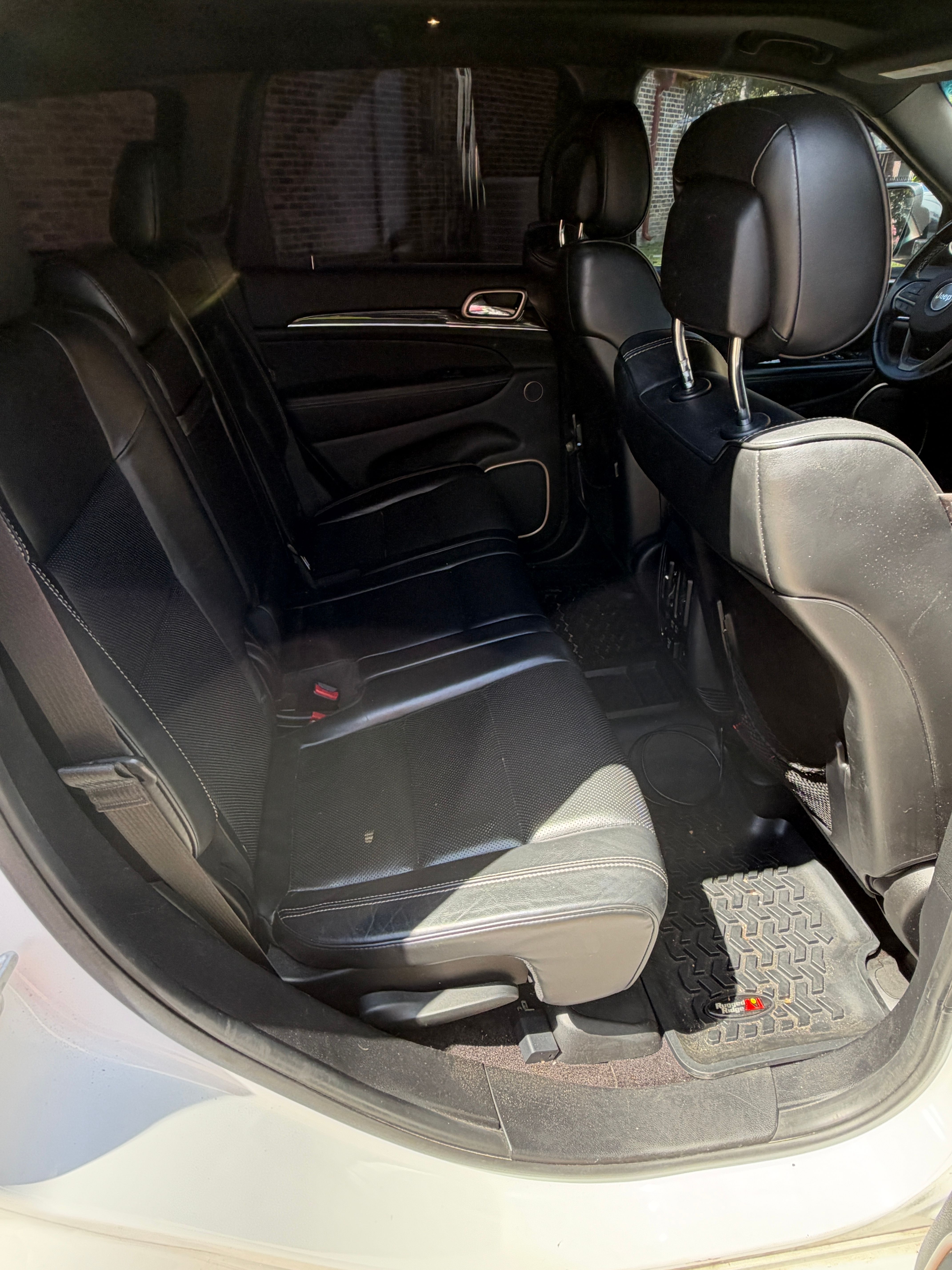 Used 2016 Jeep Grand Cherokee Overland AWD/4WD image 21