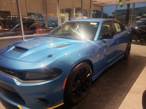 Used 2023 Dodge Charger Scat Pack w/ Plus Group image 10