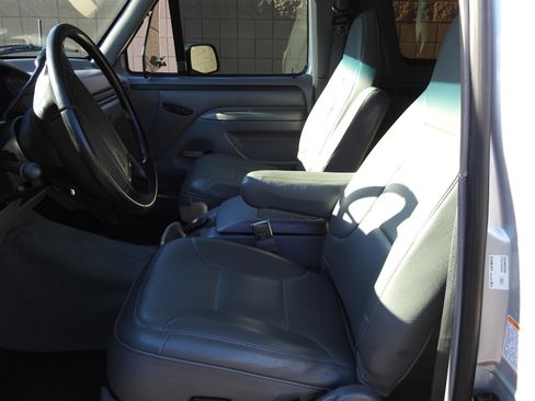 Used 1996 Ford Bronco AWD/4WD image 9