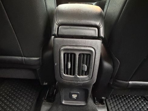 Used 2018 Jeep Compass Latitude image 16