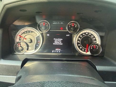 Used 2013 RAM 1500 Classic SLT w/ Big Horn Equipment Group AWD/4WD image 18