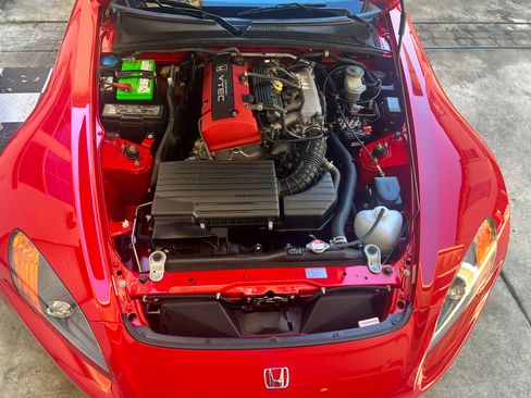 Used 2000 Honda S2000 image 16