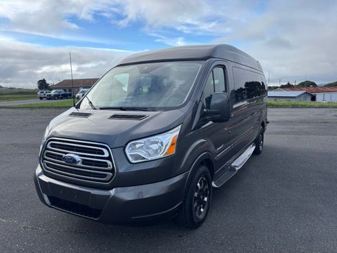 Used 2018 Ford Transit 150 148 Low Roof w/ Exterior Upgrade Package image 10