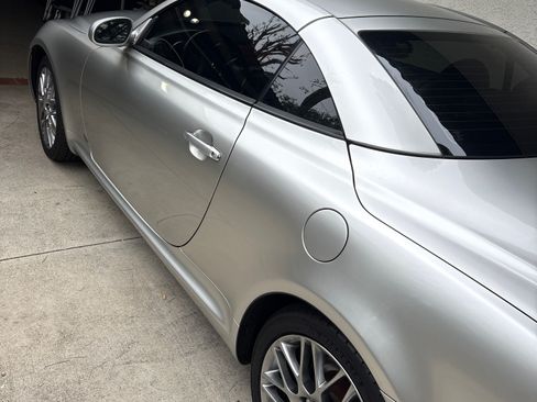 Used 2004 Lexus SC 430 Convertible image 5