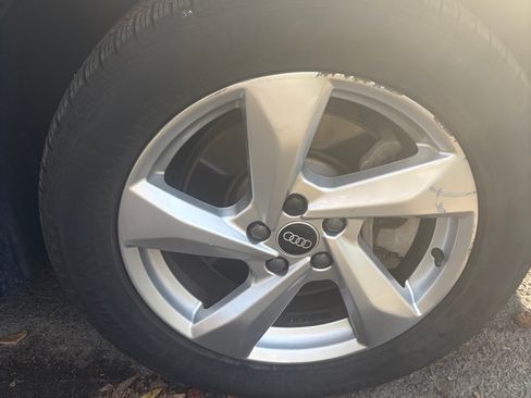 Used 2021 Audi Q3 2.0T Premium image 8