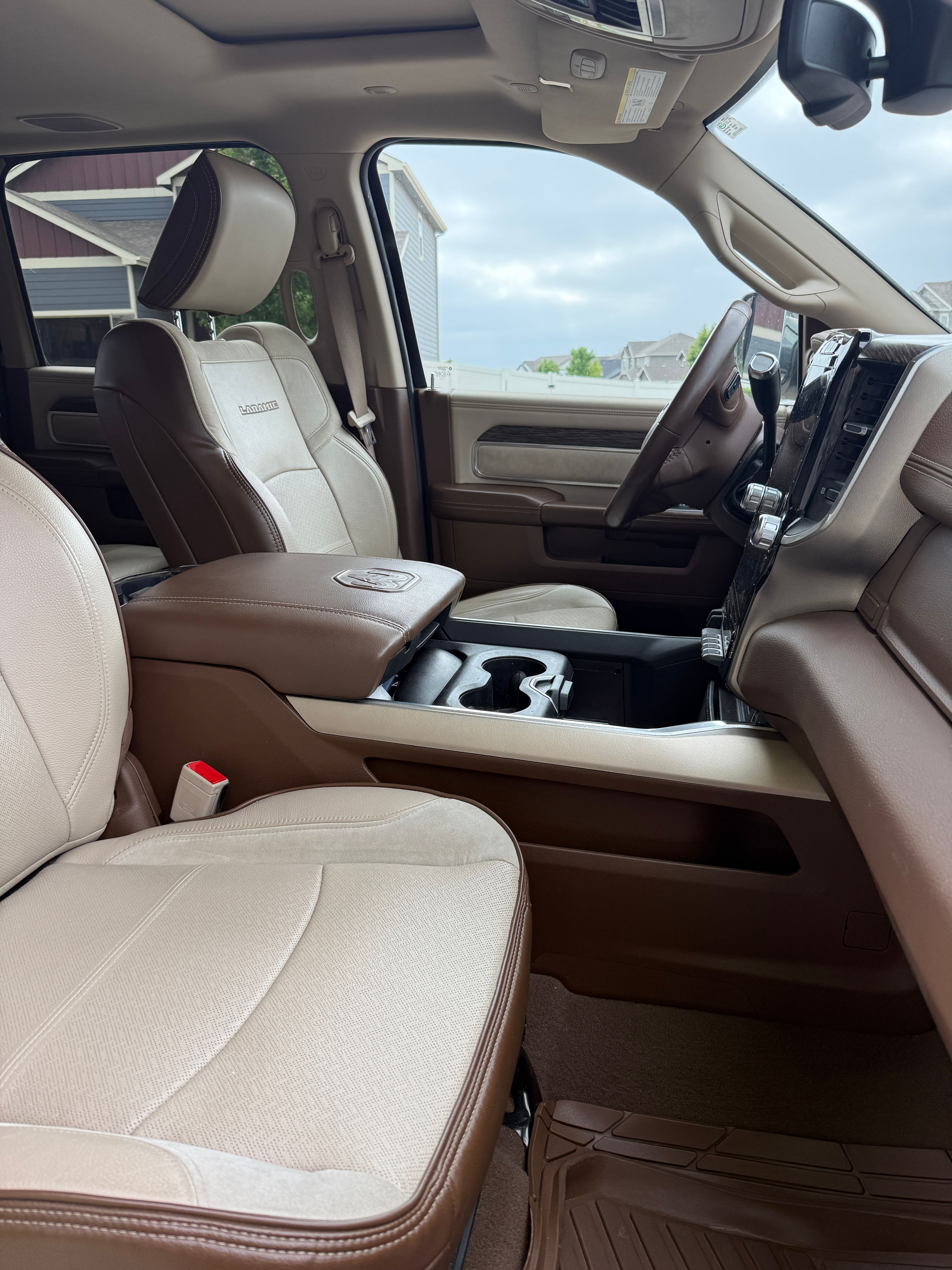 Used 2021 RAM 2500 Laramie AWD/4WD image 8
