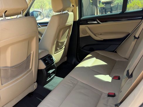 Used 2017 BMW X3 sDrive28i image 5