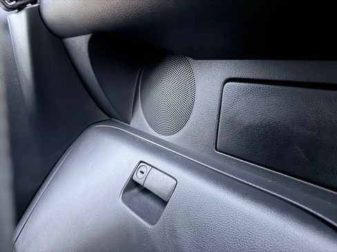 Used 2005 Nissan 350Z Touring image 24