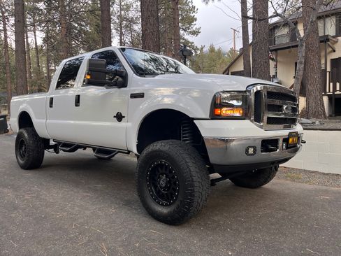 Used 2007 Ford F250 XLT AWD/4WD image 1