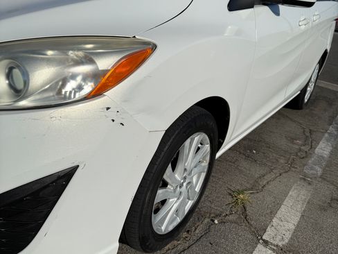 Used 2012 MAZDA MAZDA5 Sport FWD image 11