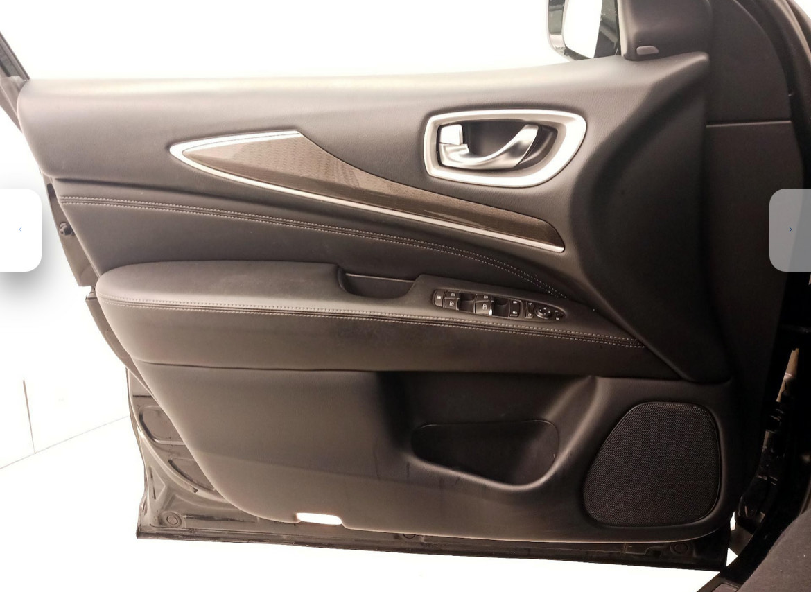 Used 2019 INFINITI QX60 Luxe w/ Essential Package AWD/4WD image 9