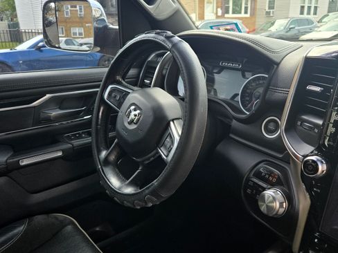 Used 2019 RAM 1500 Laramie image 10