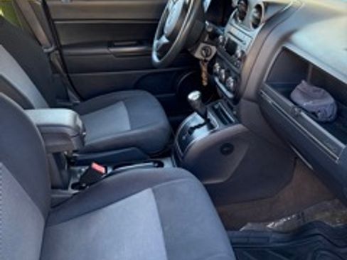 Used 2016 Jeep Patriot Sport w/ Power Value Group image 18