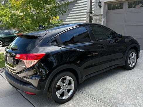 Used 2018 Honda HR-V LX image 4