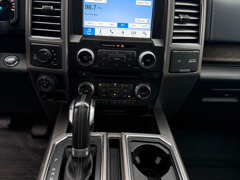 Used 2018 Ford F150 Limited image 14