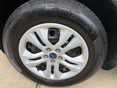 Used 2021 Ford Escape S image 11