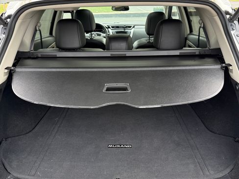 Used 2018 Nissan Murano SL w/ Moonroof Package image 17