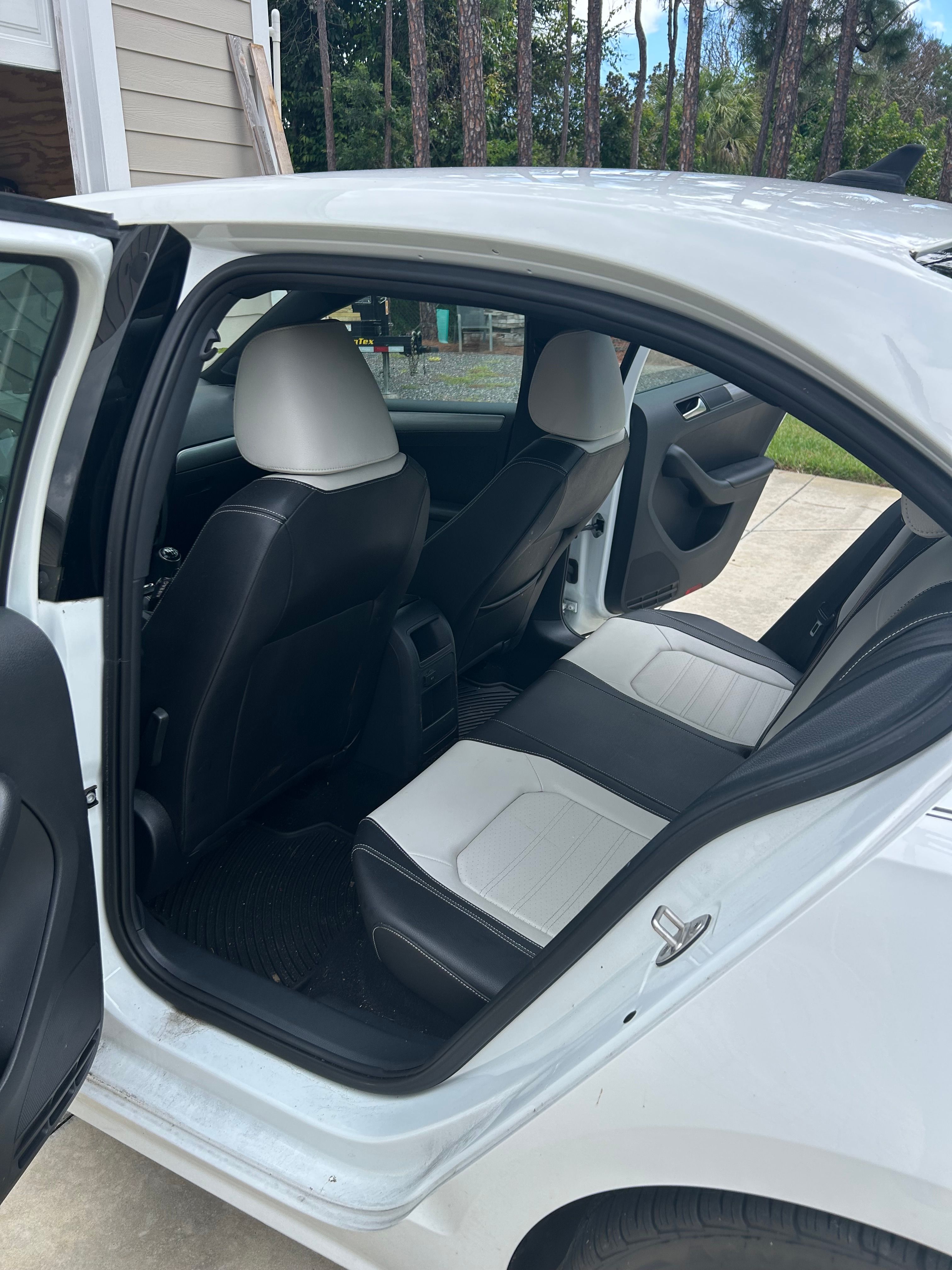 Used 2016 Volkswagen Jetta Sport FWD image 9