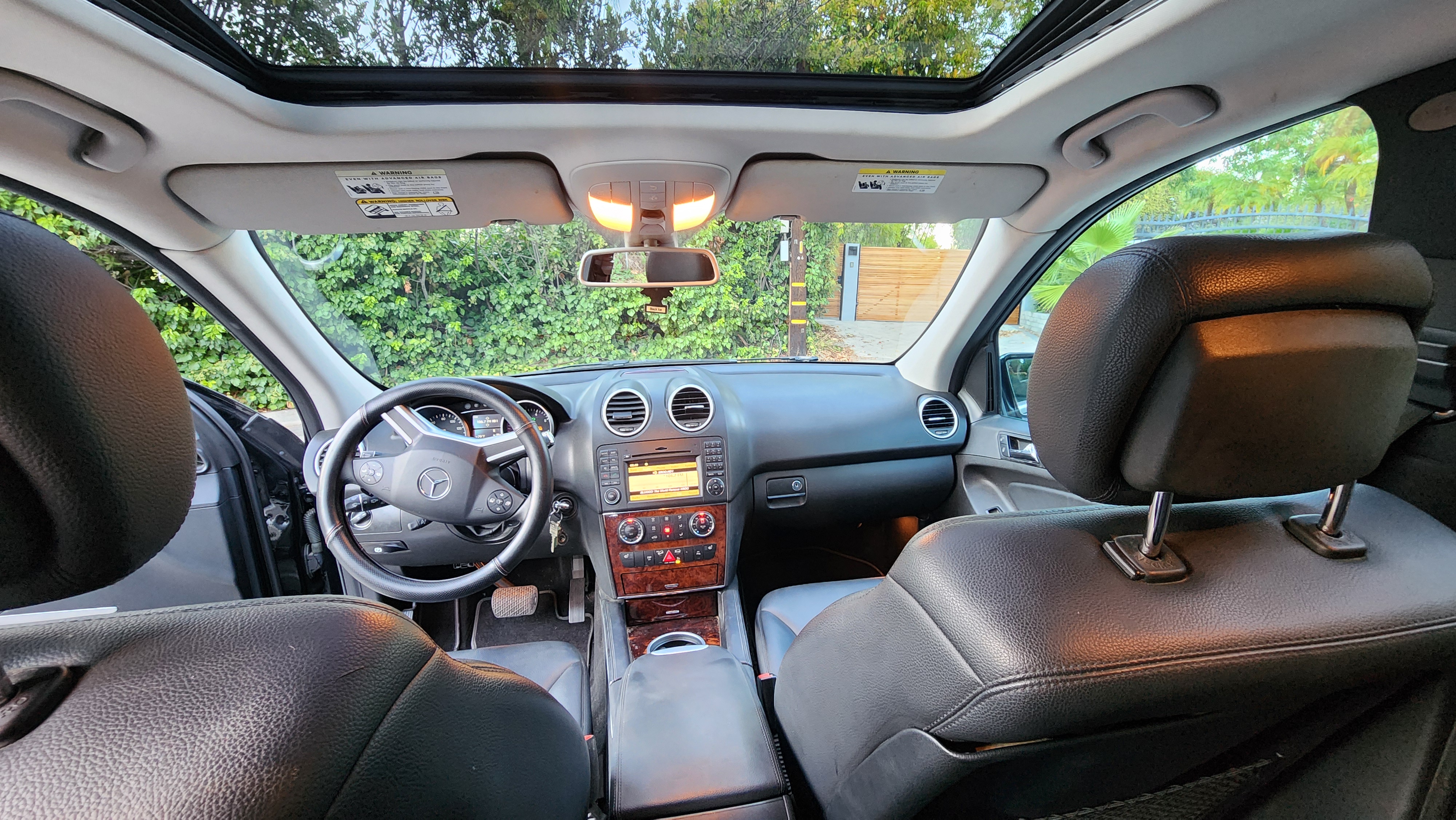 Used 2010 Mercedes-Benz ML 550 4MATIC image 17