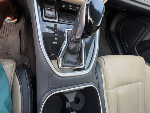 Used 2020 Subaru Outback Limited XT image 8