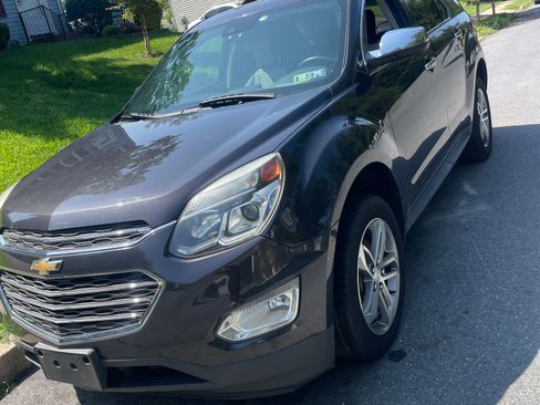 Used 2016 Chevrolet Equinox LTZ w/ Enhanced Convenience Package FWD image 4
