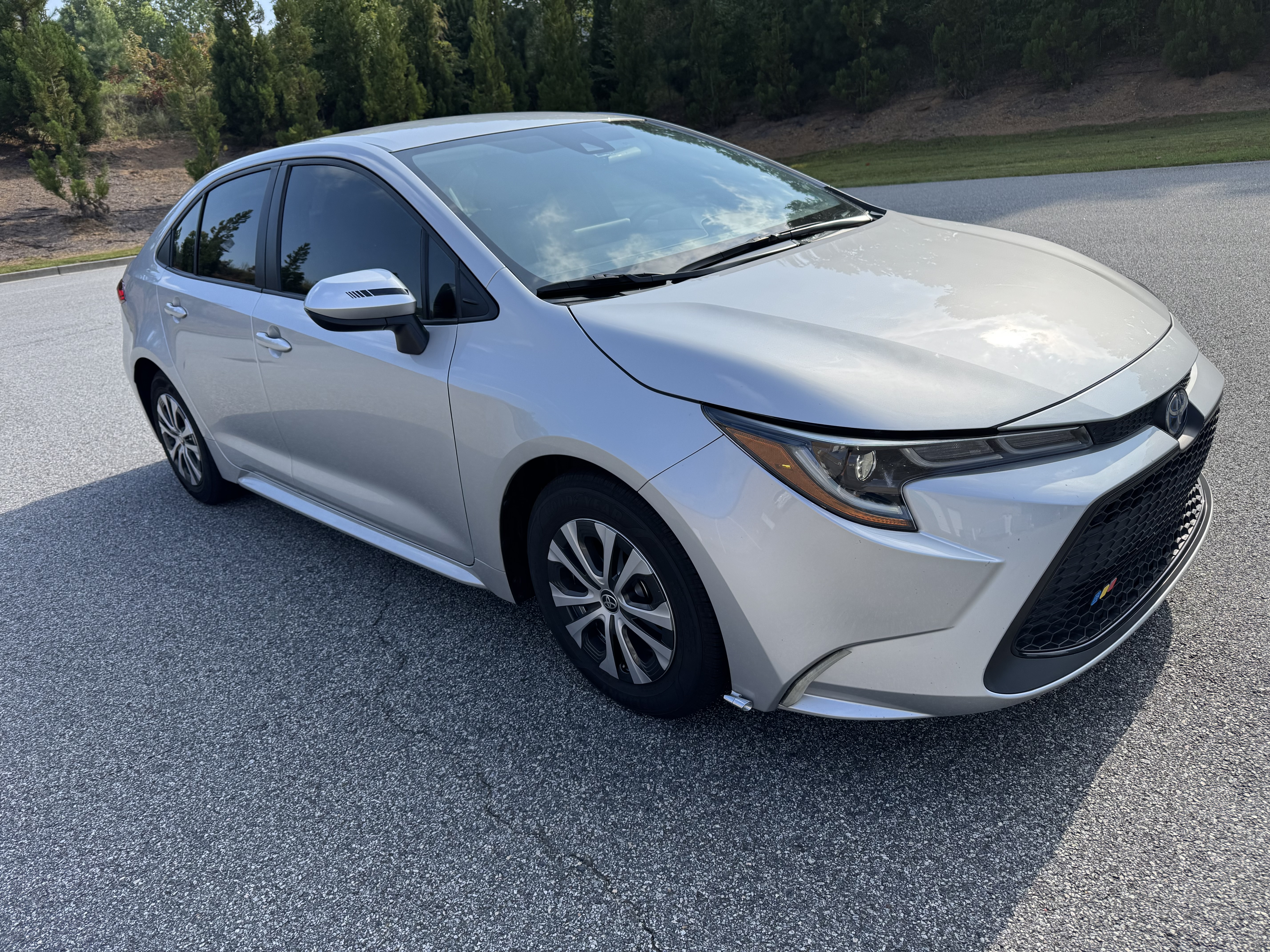 Used 2022 Toyota Corolla LE FWD image 6