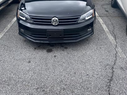 Used 2016 Volkswagen Jetta SEL w/ Lighting Package