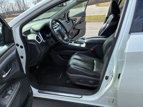 Used 2018 Nissan Murano Platinum image 14