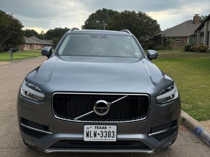 Used 2016 Volvo XC90 T6 Momentum w/ Momentum Plus Package
